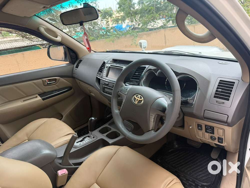 Toyota Fortuner Diesel 2012