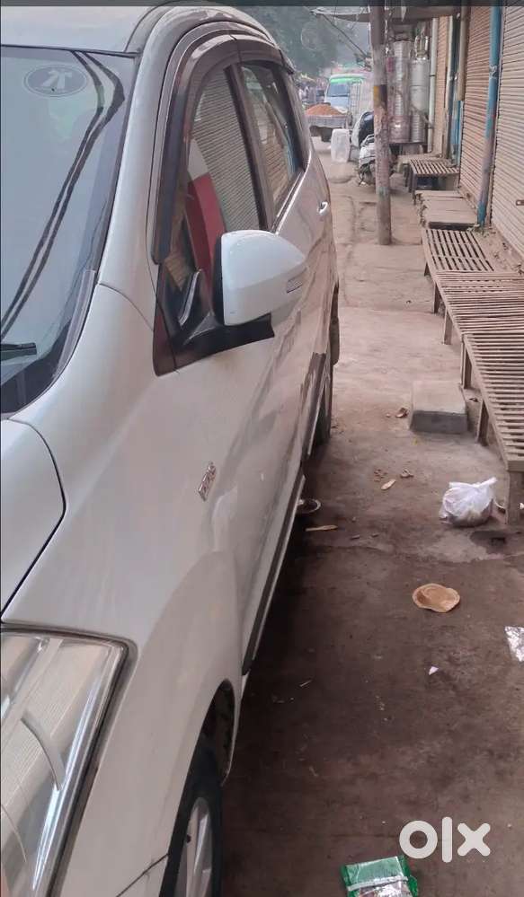 Maruti Suzuki Ertiga Lxi 2018
