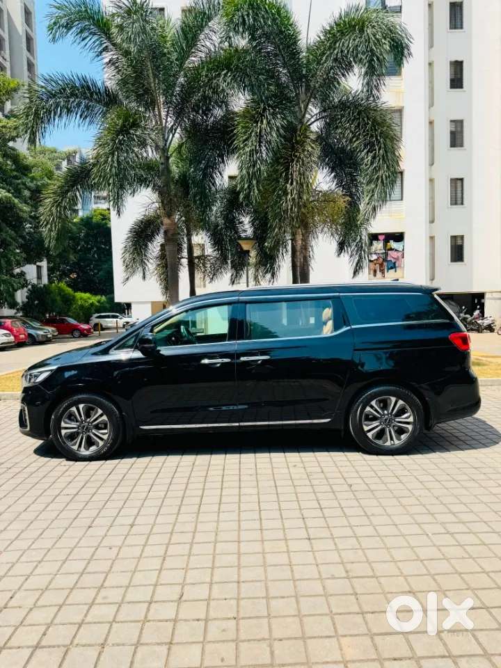 Kia Carnival Limousine, 2021, Diesel