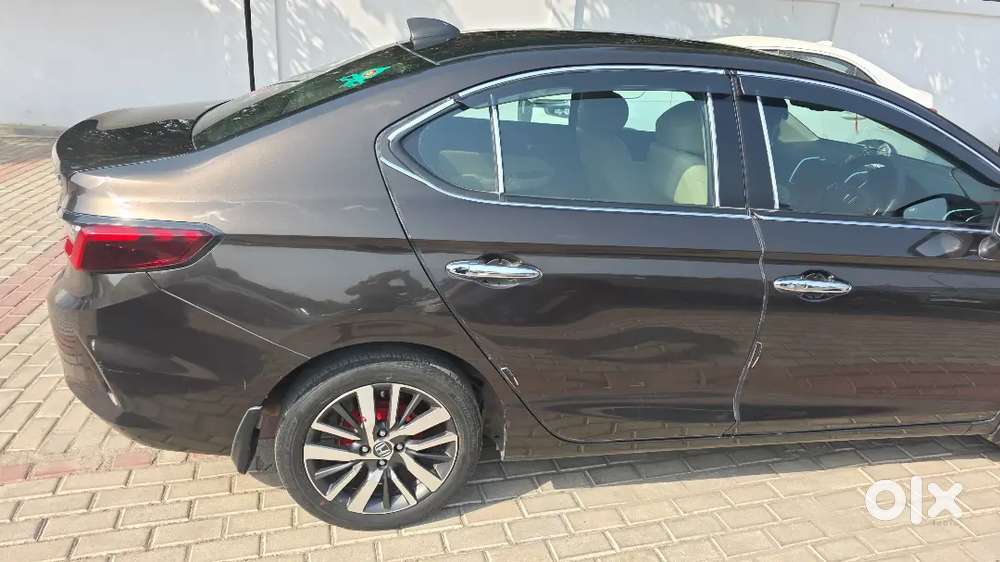 Honda City Zx 2022 Petrol 36000 Km Driven