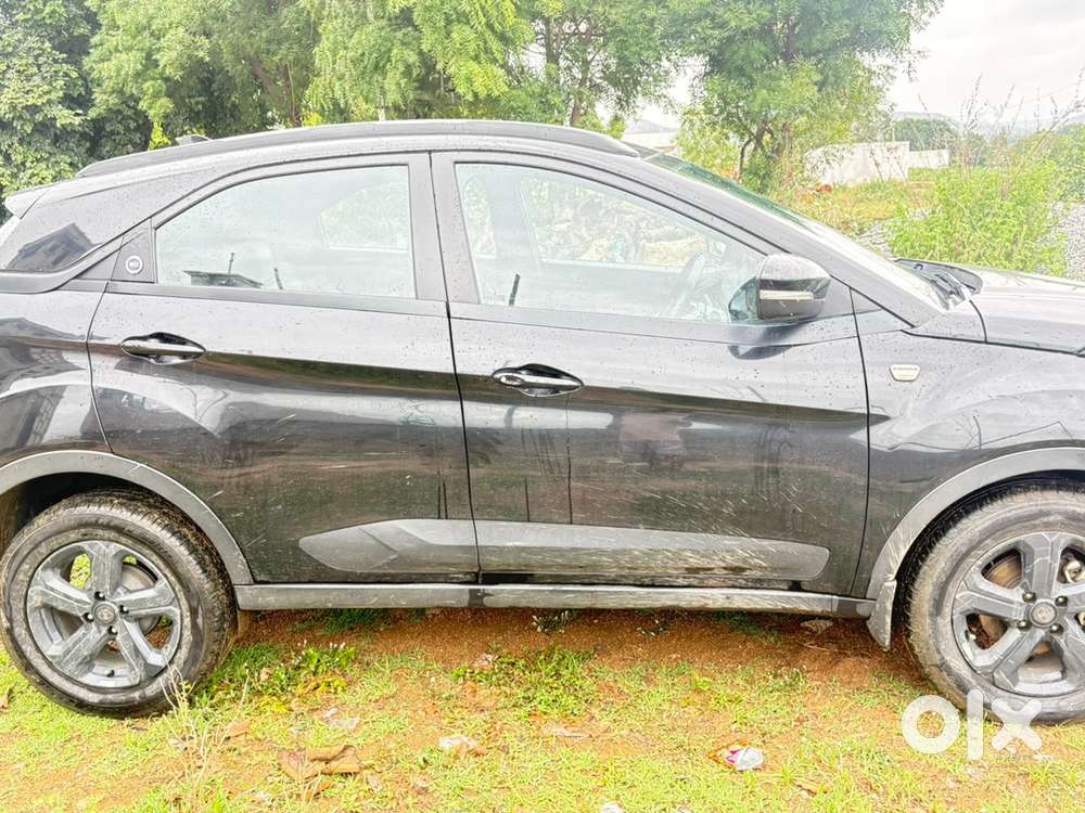 Tata Nexon Diesel Automatic  1st Owner  Excellent Condition