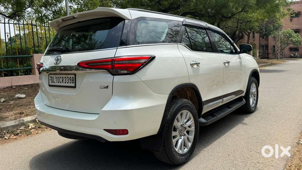 Toyota Fortuner 4x4 At 2.8 Diesel, 2022, Diesel