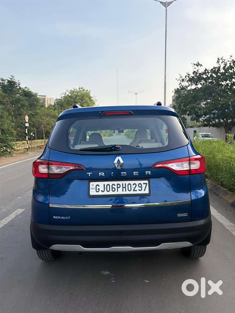 Renault Triber Rxz, 2022, Petrol