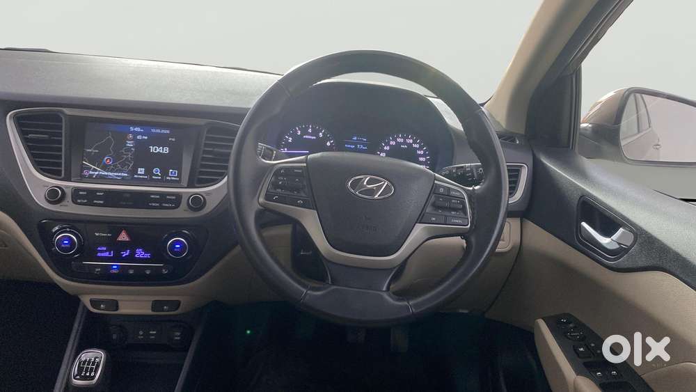 Hyundai Verna 1.6 Sx (o) Vtvt, 2017, Petrol