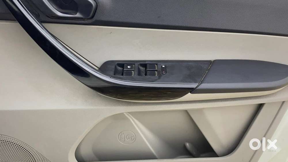 Tata Tiago 1.2 Revotron Xz, 2019, Petrol