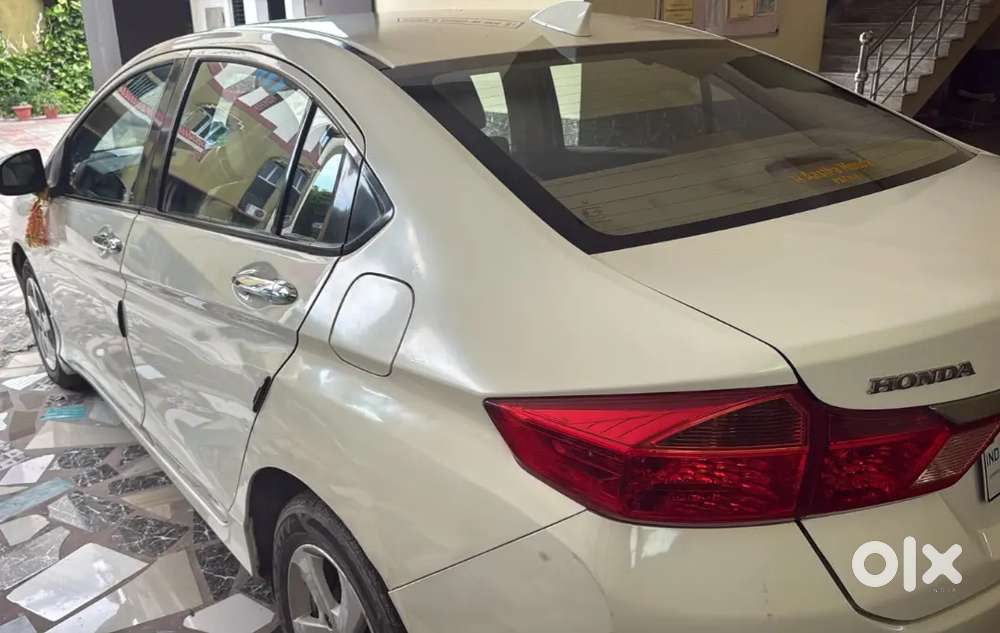 Honda City 1.5 V Petrol 2014
