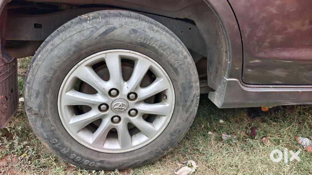 Toyota Innova 2012 Diesel Well Maintained