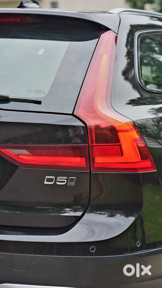 Volvo V90 Cross Country D5 Inscription, 2018, Diesel
