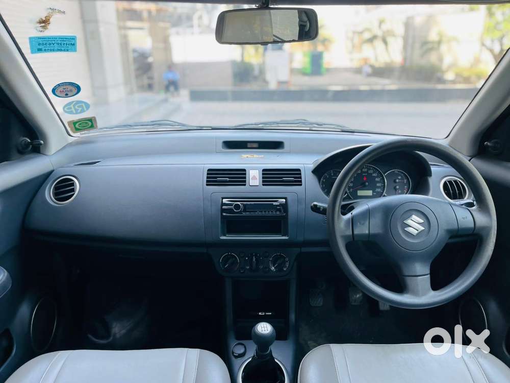 Maruti Suzuki Swift Lxi Option, 2010, Petrol