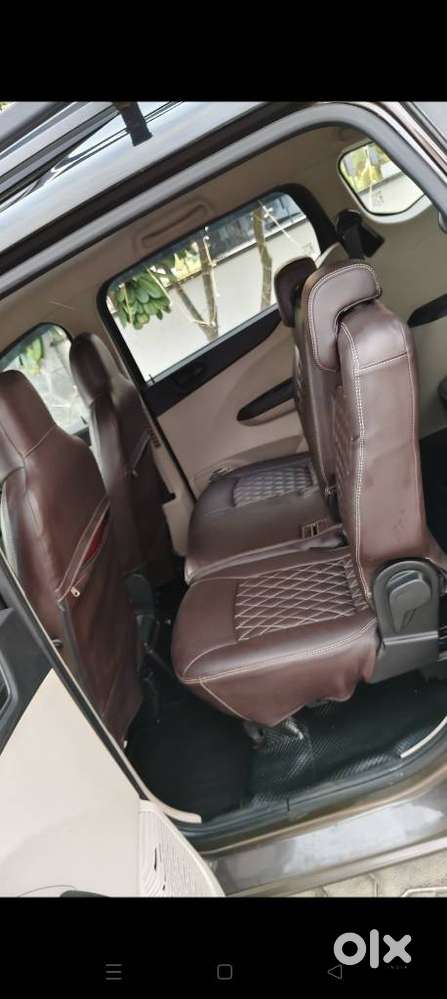 Renault Triber Rxt, 2022, Petrol