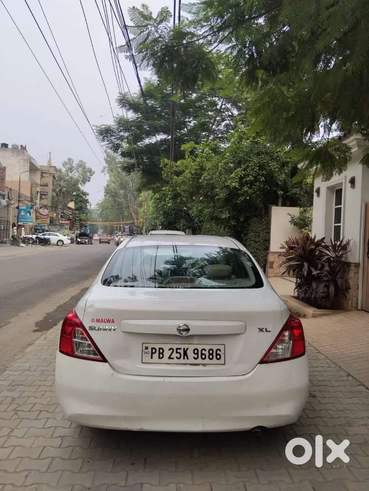 Nissan Sunny Petrol 2013 With 80,000 Km Driven