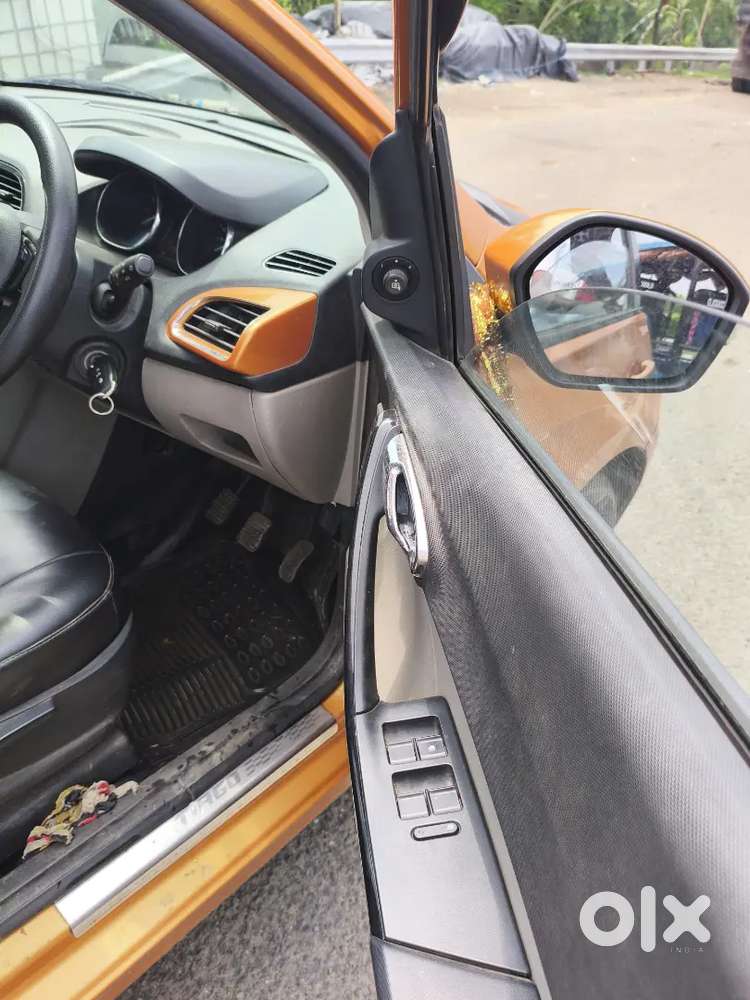 Tata Tiago 2018 Petrol Good Condition.west Bengal Number Noc Available