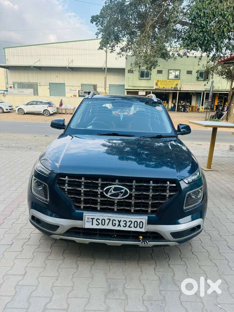 Hyundai Venue Petrol 2019