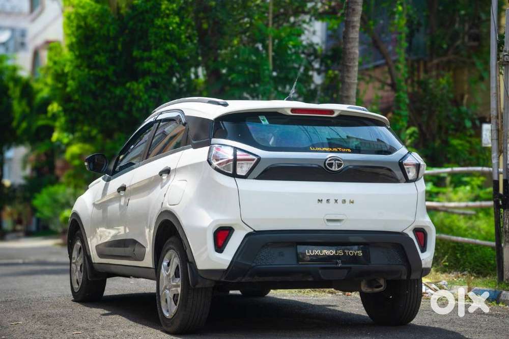 Tata Nexon 1.2 Revotron Xm Plus (s), 2021, Petrol