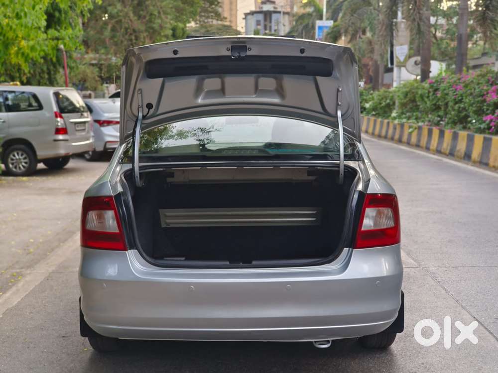 Skoda Rapid 1.6 Mpi Ambition, 2012, Petrol