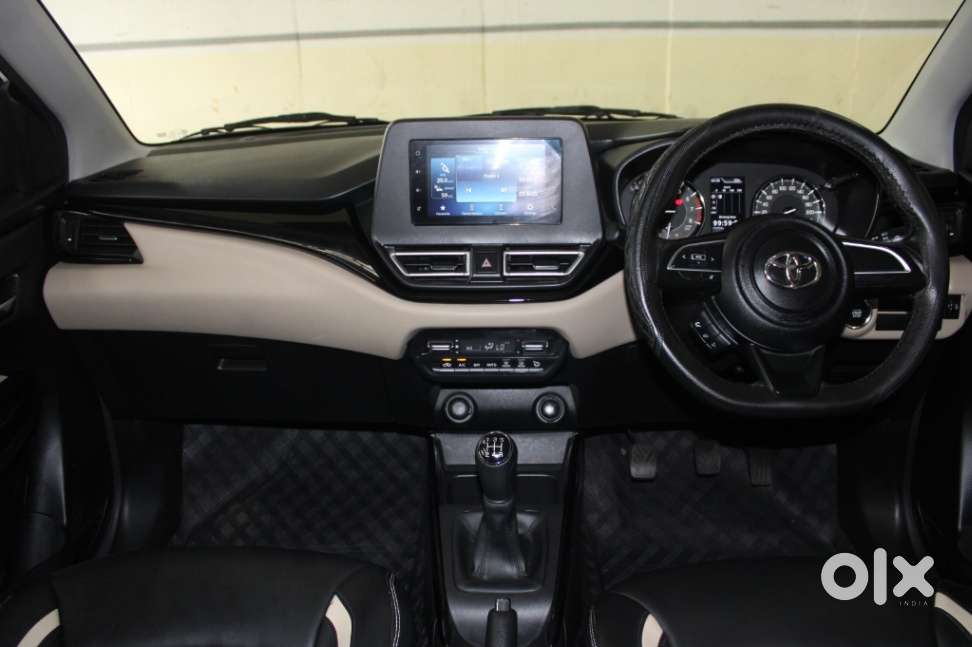 Toyota Glanza G Manual, 2023, Petrol