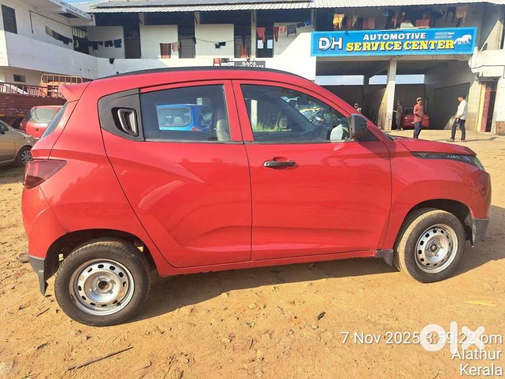 Mahindra Kuv 100 G80 K2, 2017, Petrol