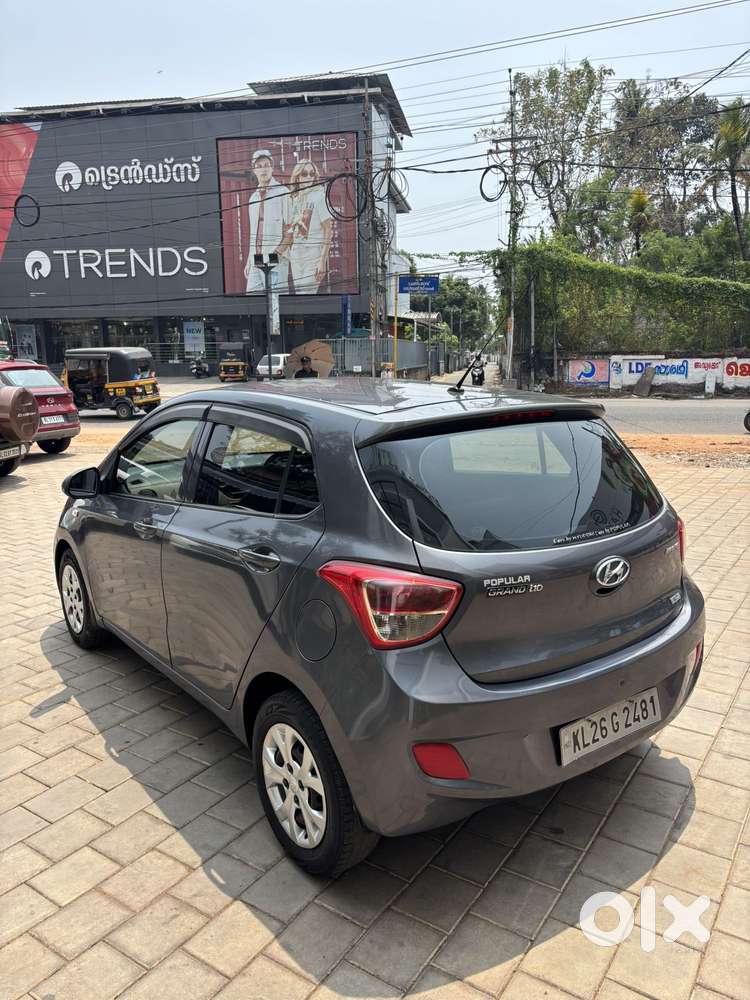 Hyundai Grand I10 Magna Blue Drive, 2015, Petrol