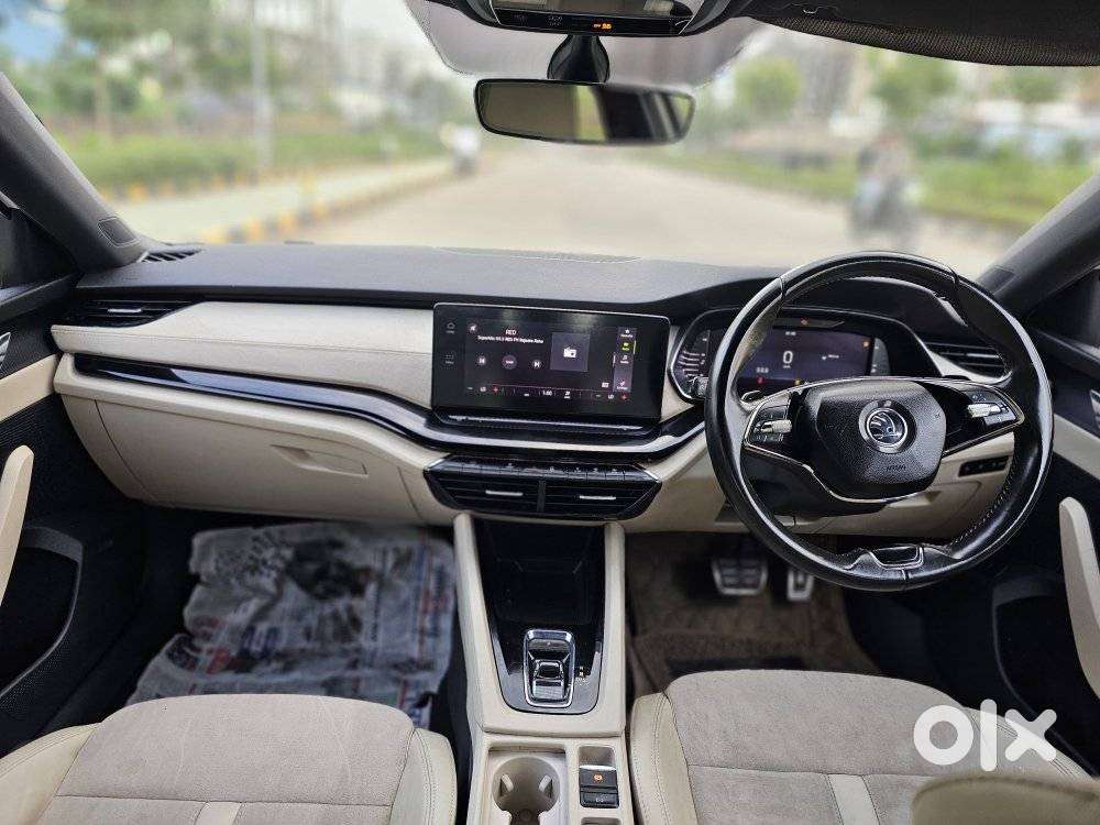 Skoda Octavia, 2021, Petrol