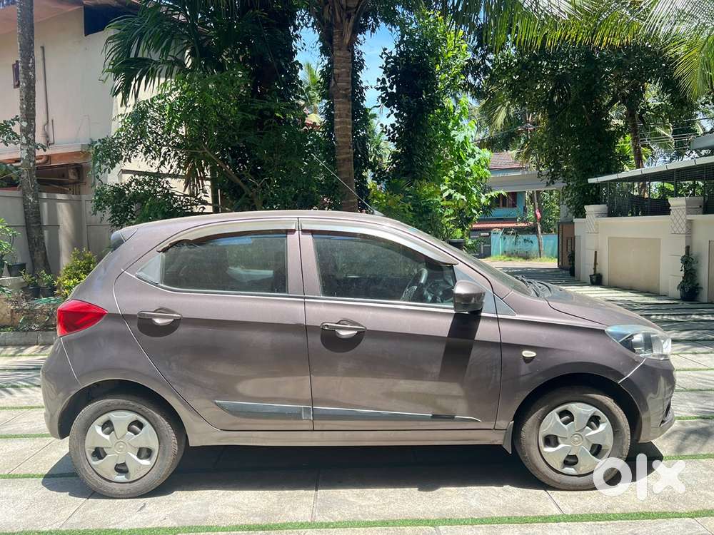 Tata Tiago Petrol 2018