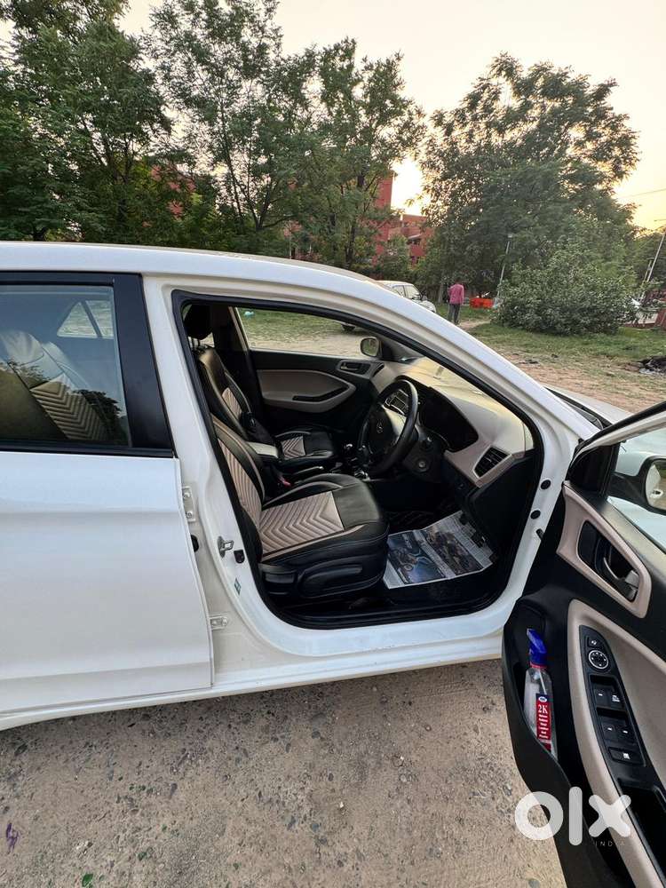 Hyundai I20 Sportz Plus, 2017, Petrol