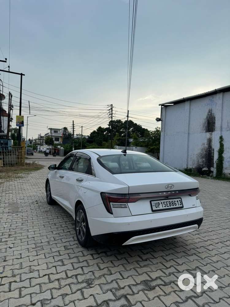 Hyundai Verna 2023 Petrol Manual