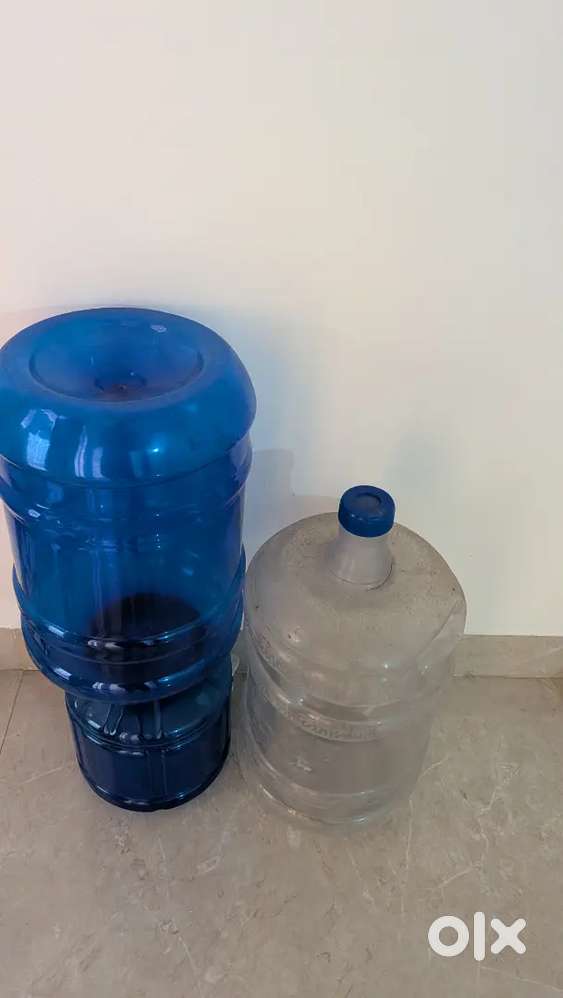 Water container