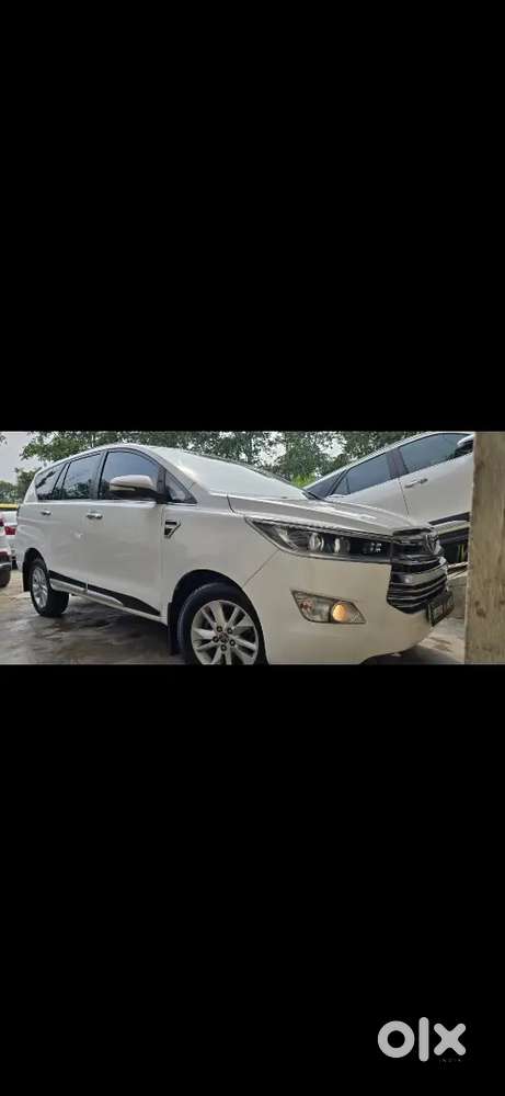 Toyota Innova Crysta 2018