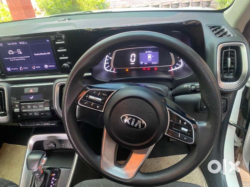Kia Sonet 2020 Petrol Well Maintained