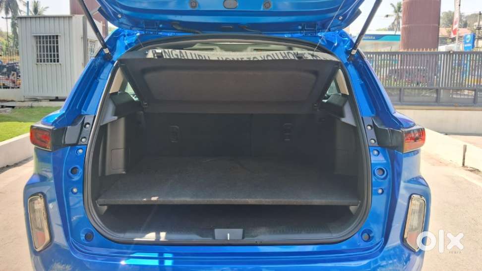 Toyota Urban Cruiser Hyryder 1.5 V Hybrid, 2025, Petrol