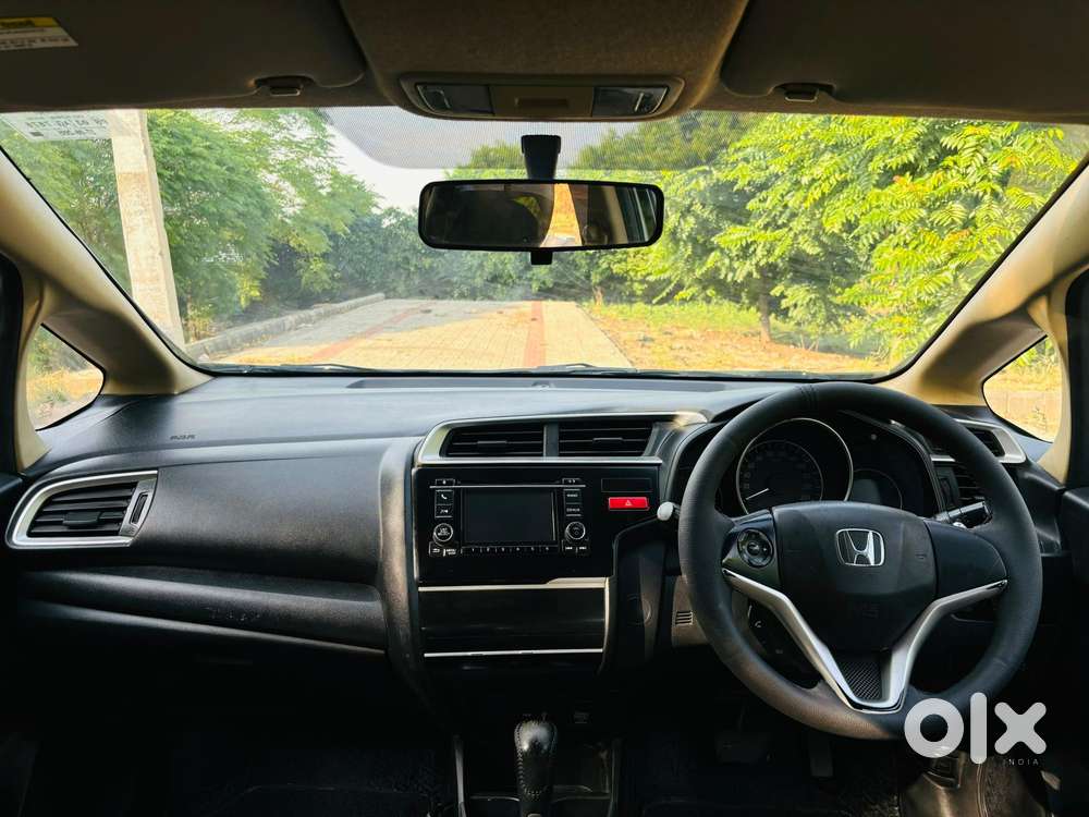 Honda Jazz V Automatic, 2015, Petrol