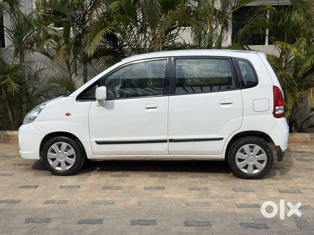 Maruti Suzuki Estilo Vxi, 2013, Petrol