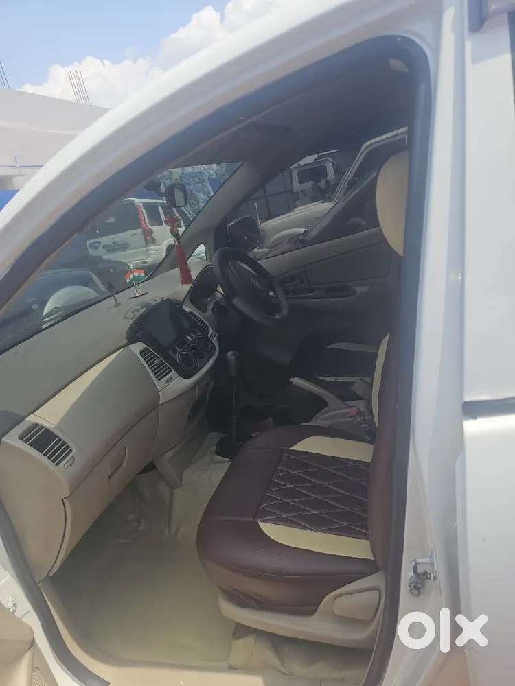 Toyota Innova 2005 Diesel Well Maintained