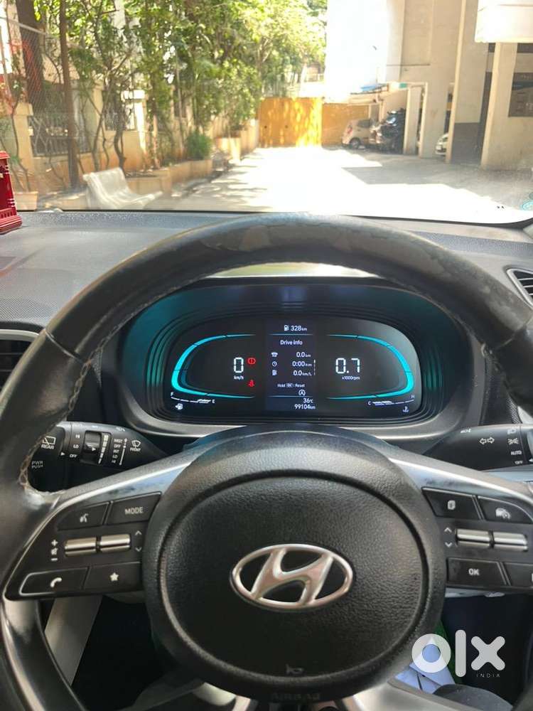 Hyundai Venue 2023 Diesel Well Maintained