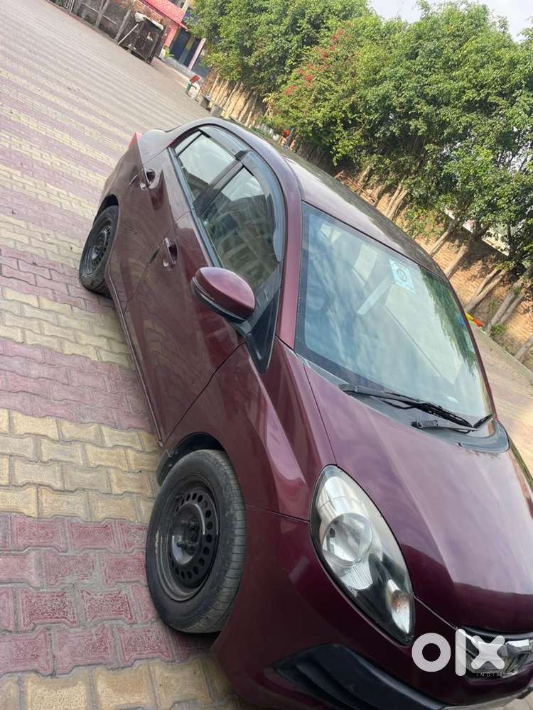 Honda Amaze 2015 Cng & Hybrids Well Maintained