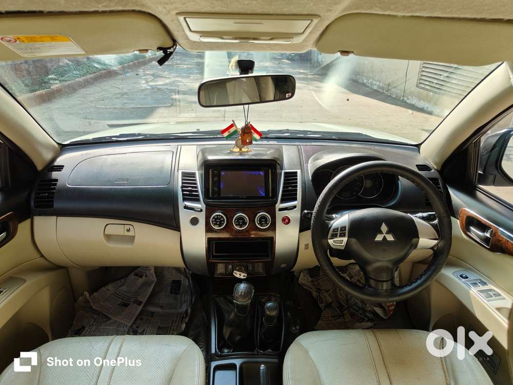 Mitsubishi Pajero Sport 2.5 Manual, 2014, Diesel