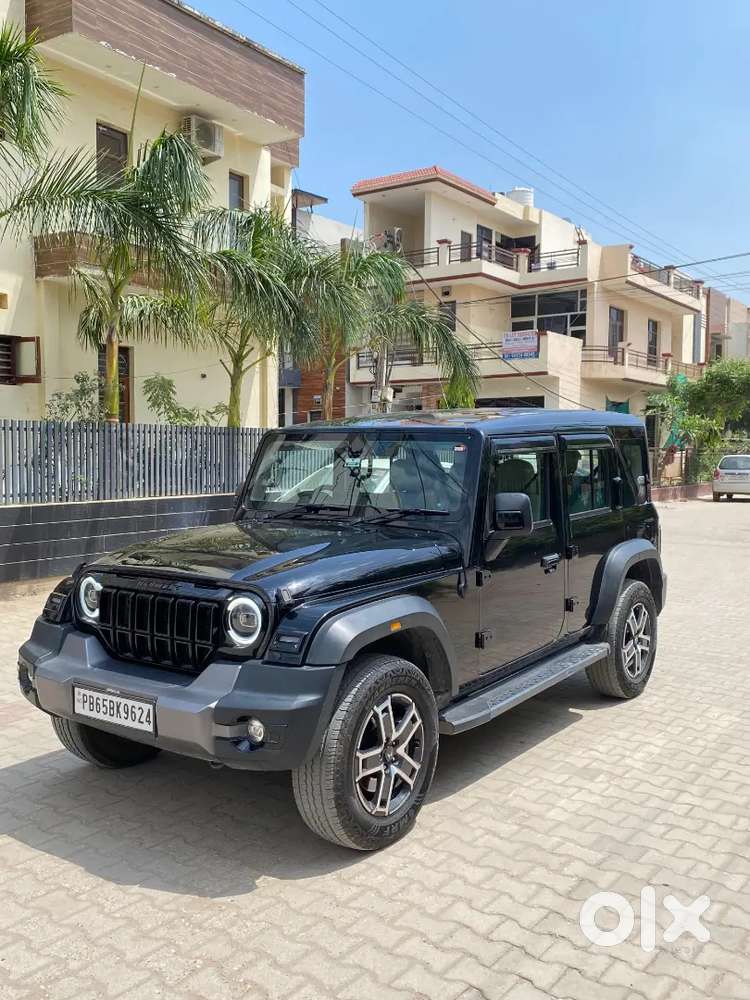 Thar Roxx 2025 Diesel Automatic 1st Owner 22,000 Km Showroom Condition