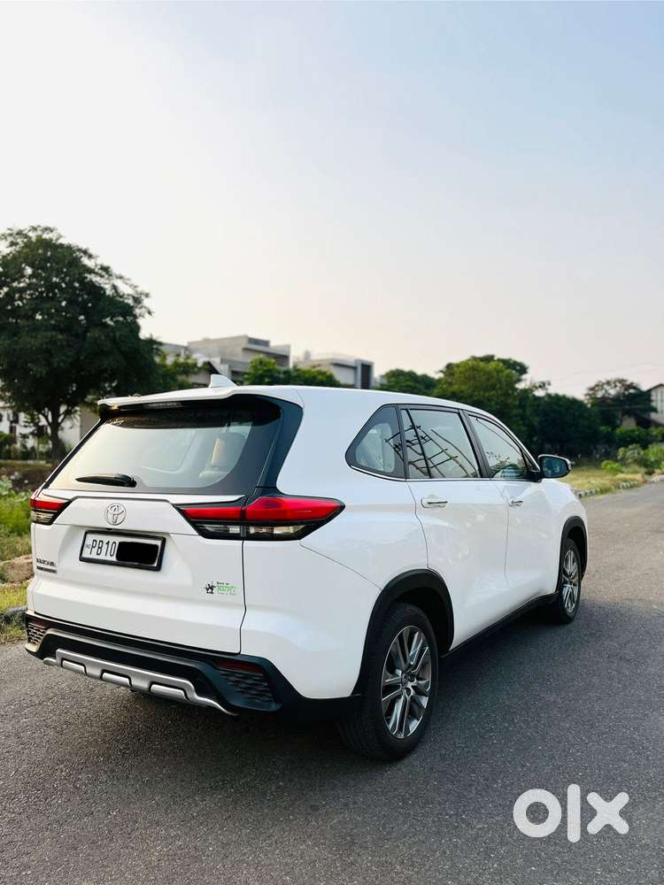 Toyota Innova Hycross 2.0 Gx 7 Str, 2024, Petrol