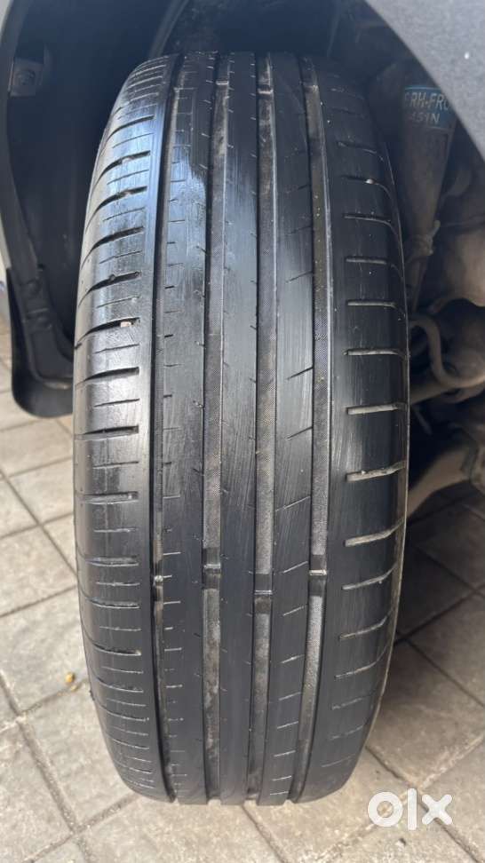 Mahindra Xuv300 W6, 2023, Petrol