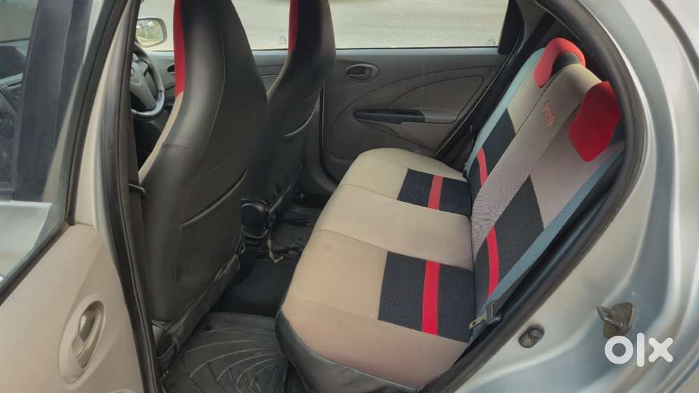 Toyota Etios, 2011, Petrol