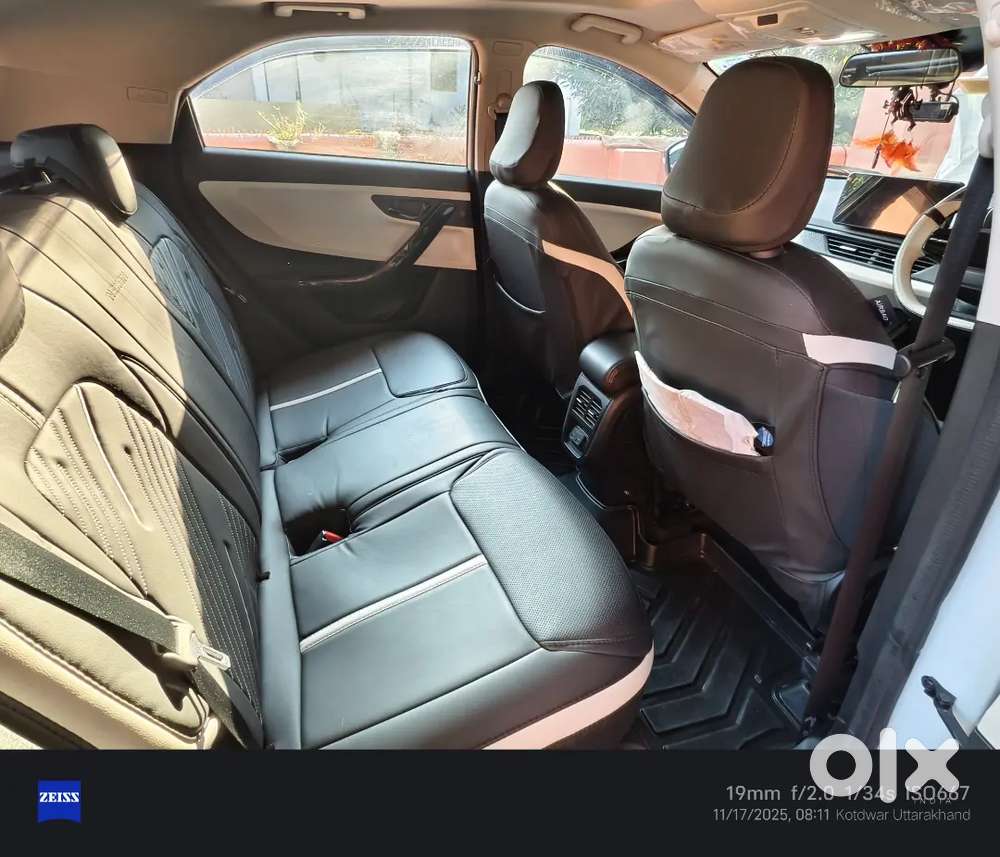 Tata Nexon Pure Plus Sunroof Petrol Manual 2025 Variant