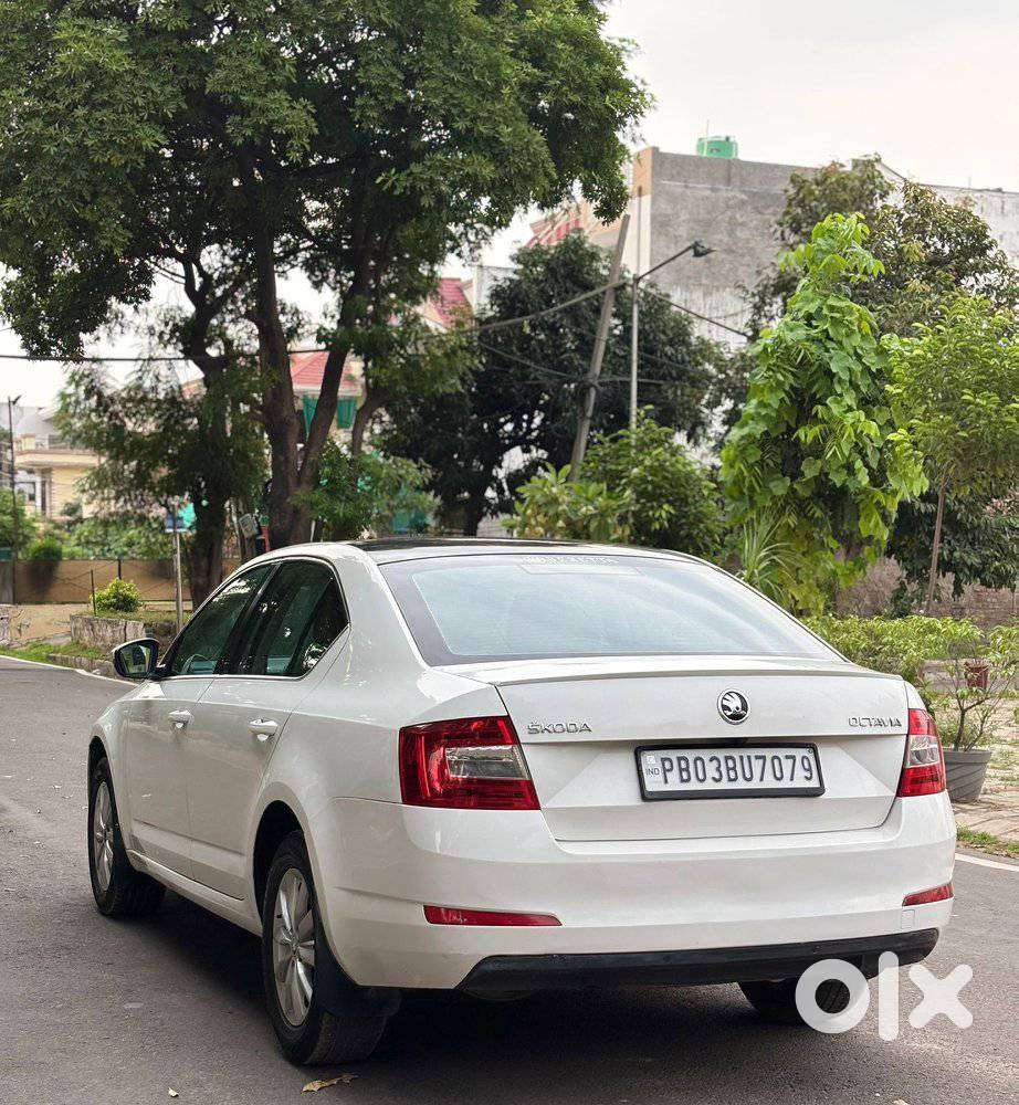 Skoda Octavia Zeal Elegance 2.0 Tdi At, 2015, Diesel