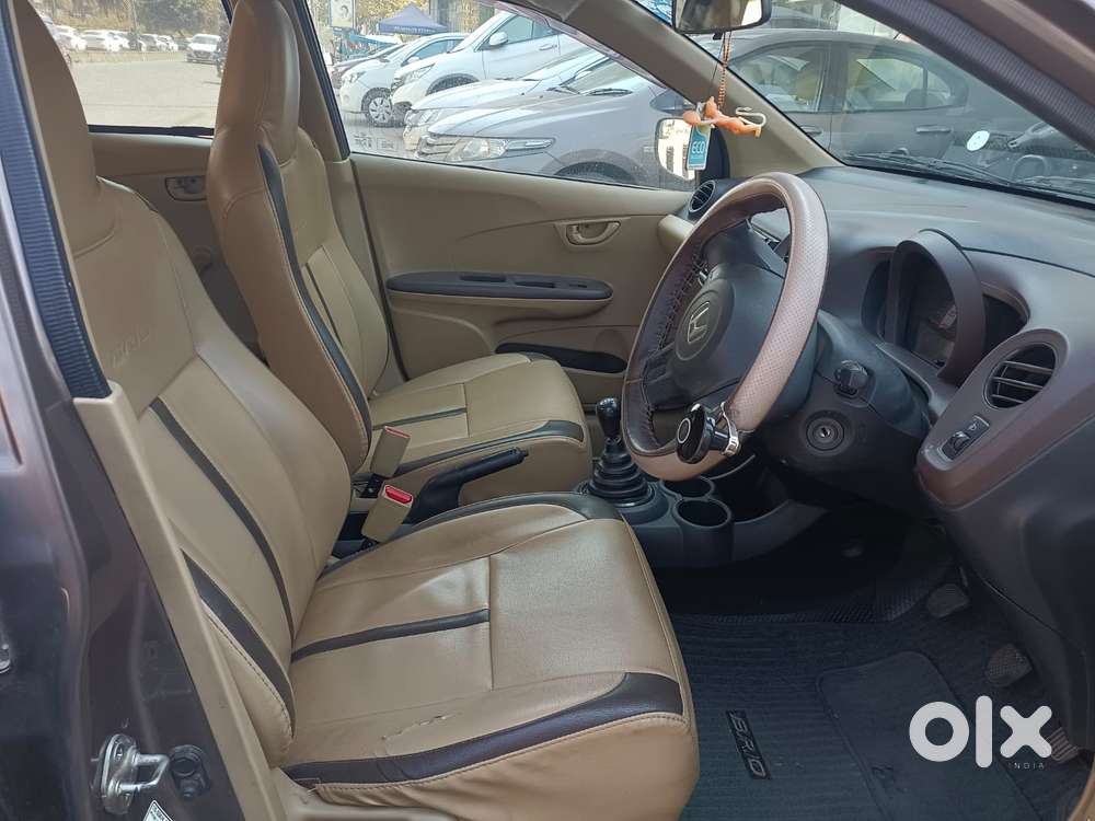 Honda Brio 2011-2013 V Mt, 2012, Petrol