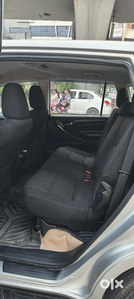 Toyota Innova Crysta 2017 Diesel 179000 Km Driven