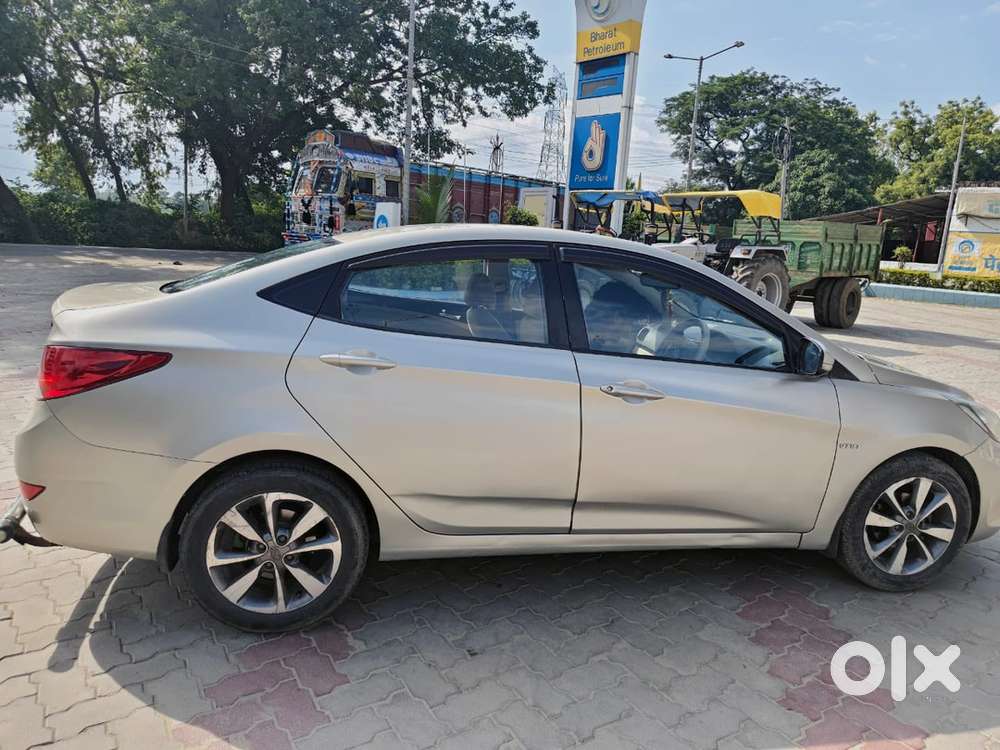 Hyundai Verna 1.6 Vtvt 2013
