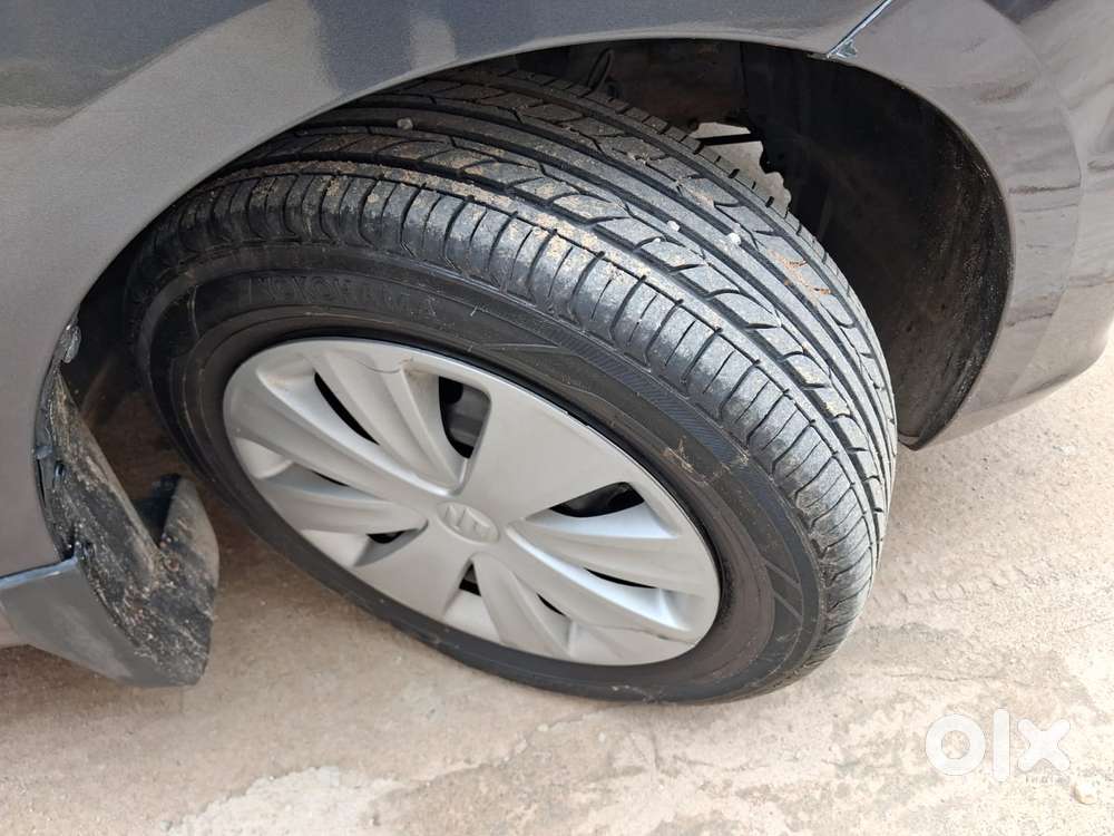 Maruti Suzuki Ertiga Vxi At Petrol, 2017, Petrol
