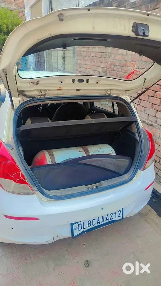 2nd Hyundai I20 2013 With 80500 Km Driven