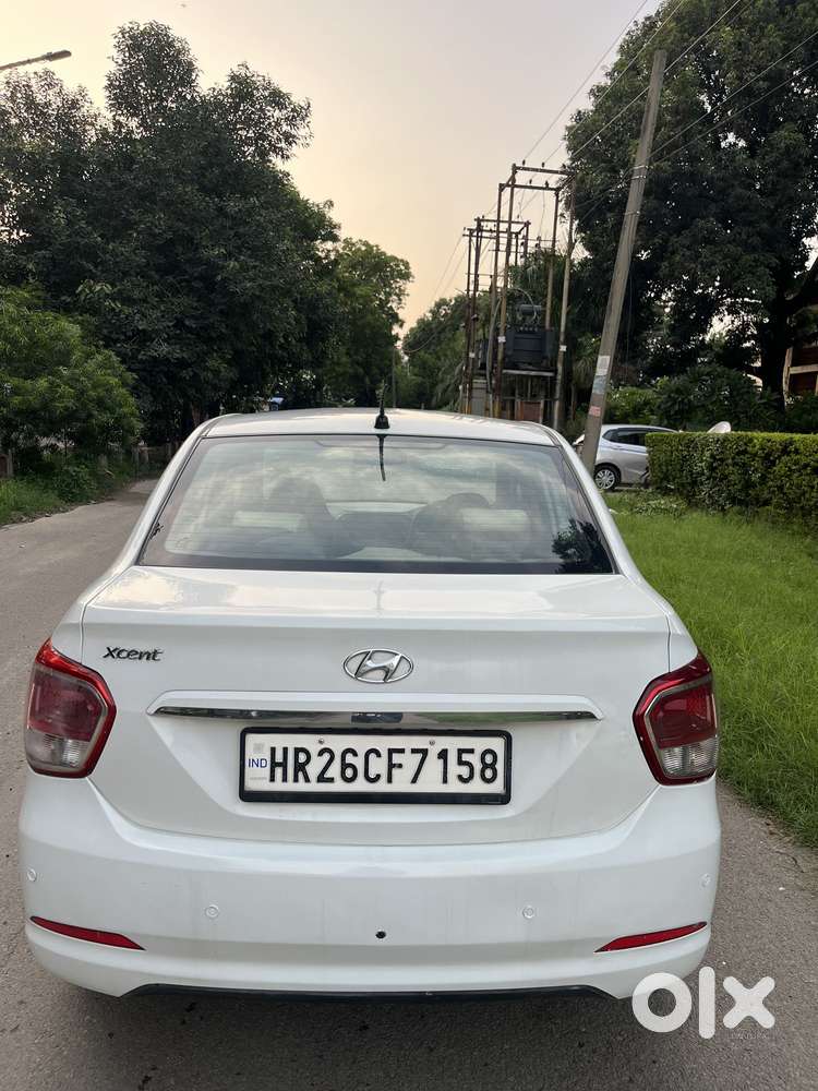 Hyundai Xcent Crdi + Abs, 2015, Diesel