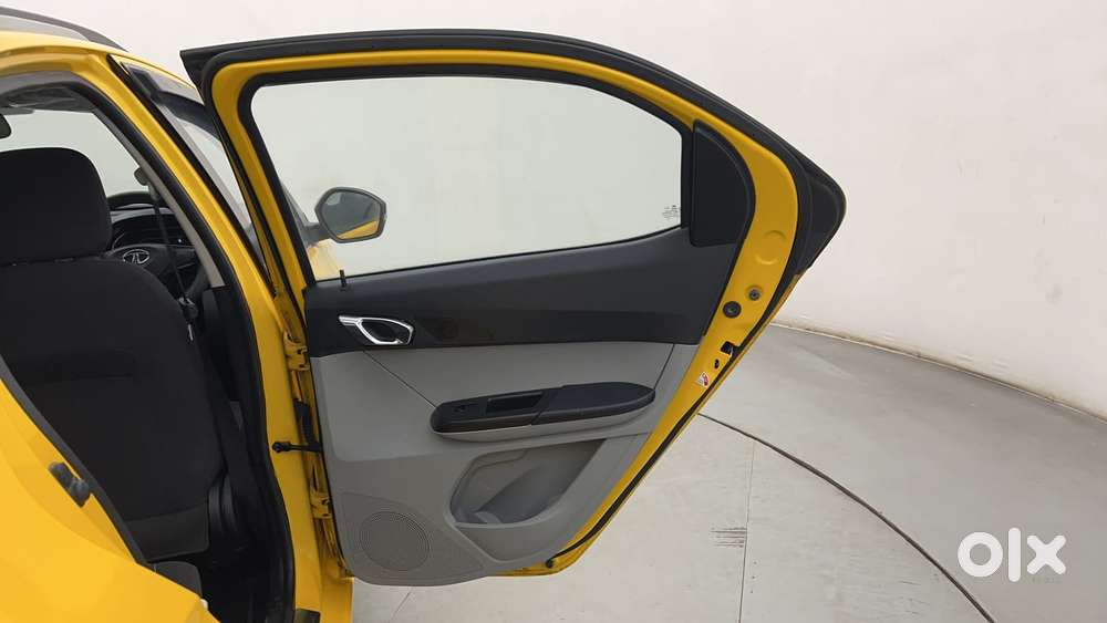 Tata Tiago Xza Plus, 2020, Petrol