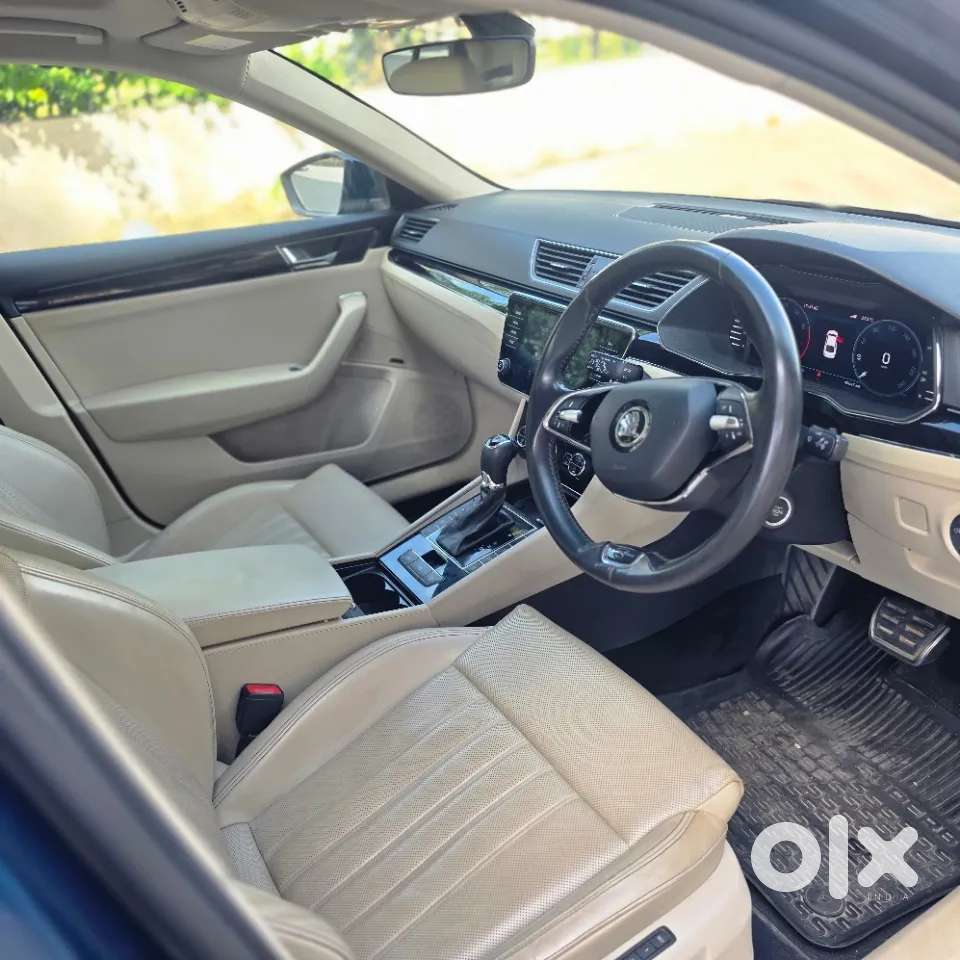 Skoda Superb 2.0 L&k Tsi At, 2022, Petrol